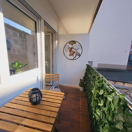 Zentrales Apartment Mit Balkon Und Parkplatz Трир Экстерьер фото
